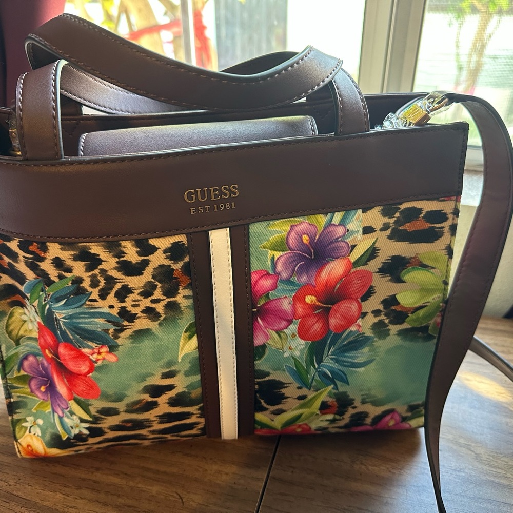 GUESS Leopard Floral Tote Bag – New w/ Tags